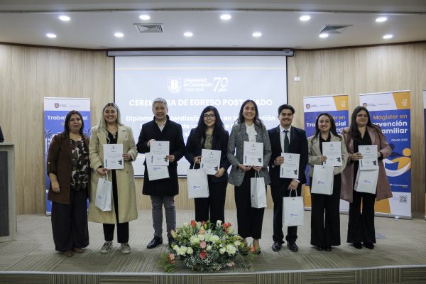 Trabajo Social titula a nuevas y nuevos profesionales de postgrado